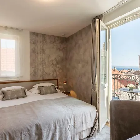 Stine 4* 斯普利特