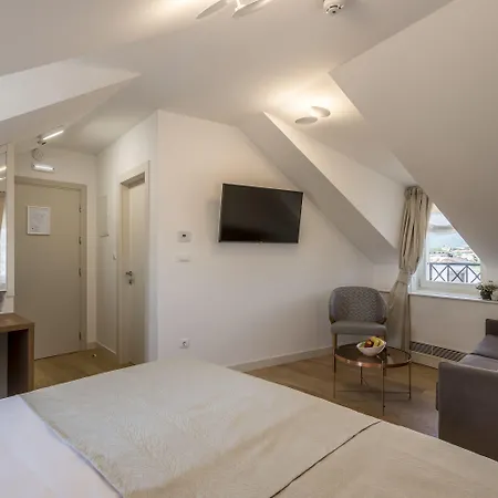 Stine Bed and Breakfast Σπλιτ