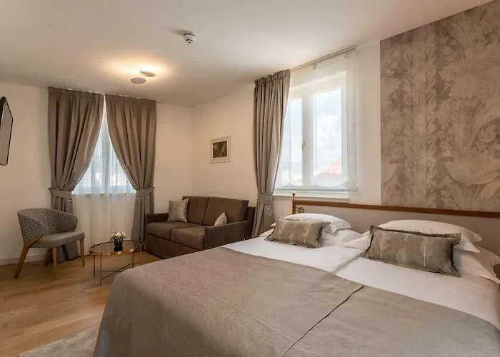 Stine Frühstückspension 4*